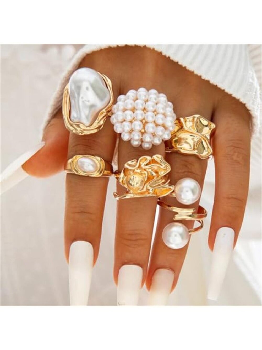 Big Pearl Chunky Gold Stackable Ring Set